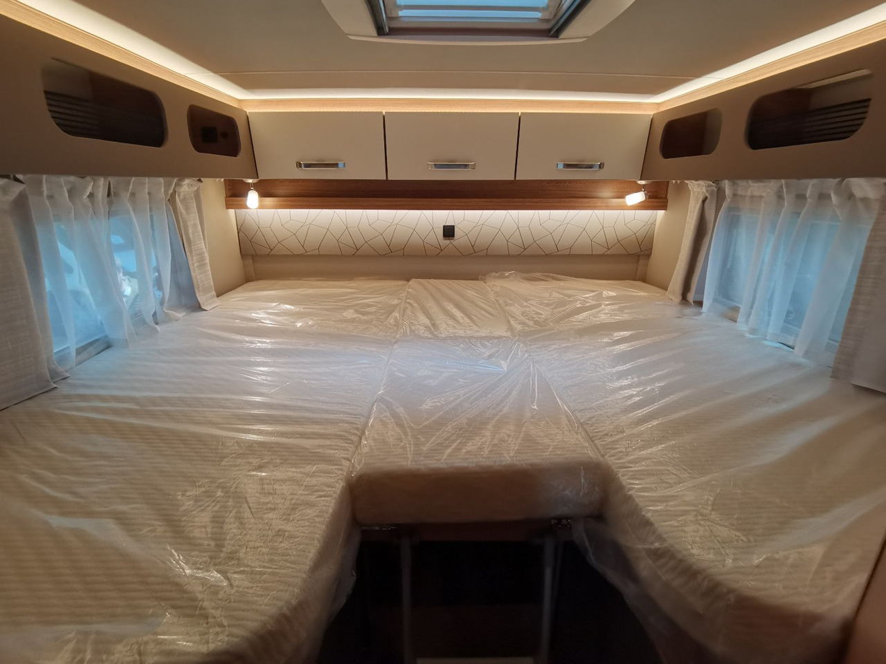 Leasing de Weinsberg CARACOMPACT SUITE 640 MEG PEPPER / - MODELL 2025 Weinsberg CARACOMPACT SUITE 640 MEG PEPPER / - MODELL 2025 Weinsberg CARACOMPACT SUITE 640 MEG PEPPER / - MODELL 2025 Weinsberg CARACOMPACT SUITE 640 MEG PEPPER / - MODELL 2025: foto 19