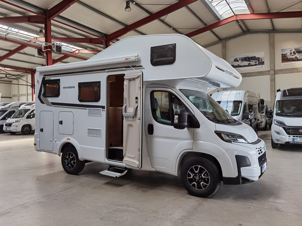 Autocaravana capuchina Weinsberg CARAHOME 550 MG /- 2025 - / 140 PS / NUR 5.97M: foto 9