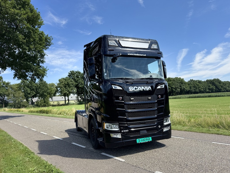 Scania S520 V8 4x2 Full Air - Automaat - Retarder - Euro 6 - I Park Cool - 2018 - TUV 02-2026 - Cabeza tractora: foto 4 Scania S520 V8 4x2 Full Air - Automaat - Retarder - Euro 6 - I Park Cool - 2018 - TUV 02-2026 - Cabeza tractora: foto 4
