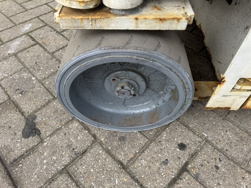 Plataforma de tijeras Genie GS 1532: foto 7