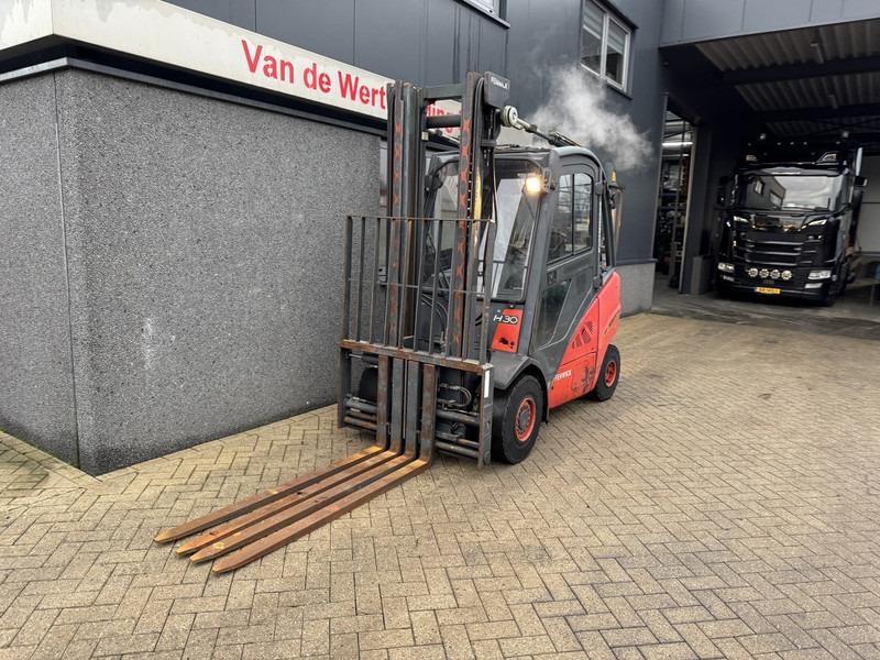 Linde H30T-01 Duplo 365 Sideshift / Vorkversteller LPG 2012 - Carretilla elevadora de gas: foto 3 Linde H30T-01 Duplo 365 Sideshift / Vorkversteller LPG 2012 - Carretilla elevadora de gas: foto 3