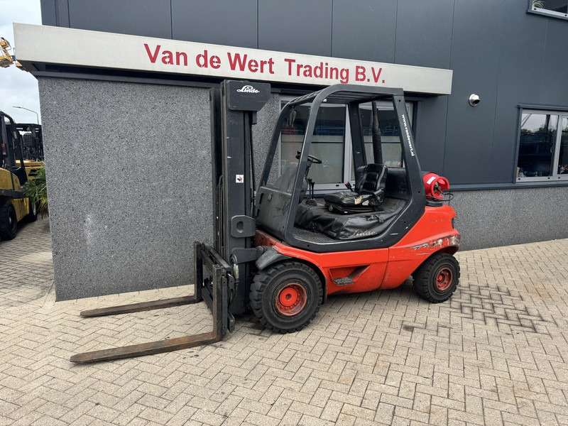 Linde H30T-03 Triplo 475 Freelift/Sideshift/4e functie LPG 1998 - Carretilla elevadora de gas: foto 2 Linde H30T-03 Triplo 475 Freelift/Sideshift/4e functie LPG 1998 - Carretilla elevadora de gas: foto 2