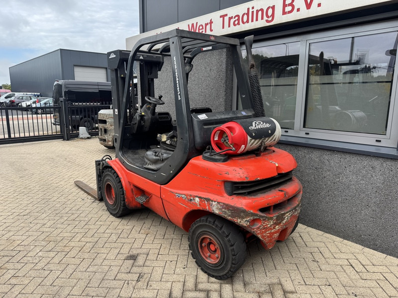 Linde H30T-03 Triplo 475 Freelift/Sideshift/4e functie LPG 1998 - Carretilla elevadora de gas: foto 4 Linde H30T-03 Triplo 475 Freelift/Sideshift/4e functie LPG 1998 - Carretilla elevadora de gas: foto 4