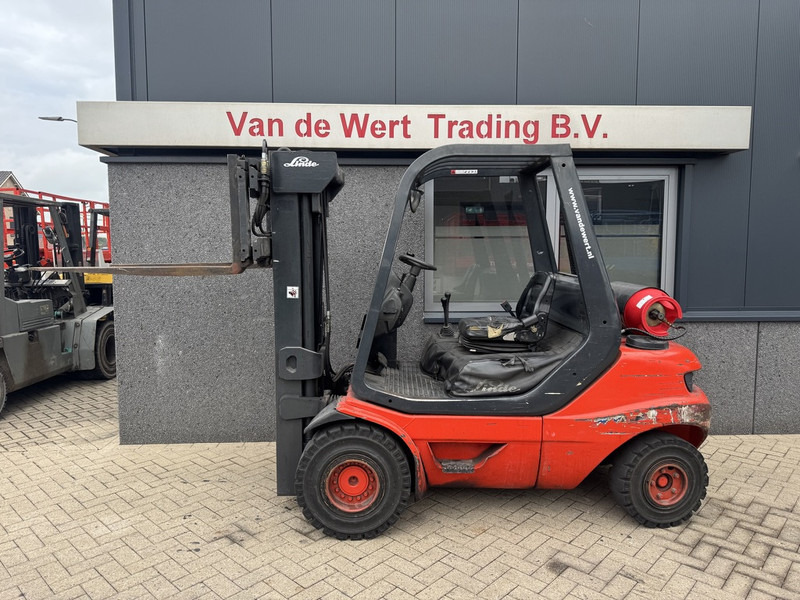 Linde H30T-03 Triplo 475 Freelift/Sideshift/4e functie LPG 1998 - Carretilla elevadora de gas: foto 5 Linde H30T-03 Triplo 475 Freelift/Sideshift/4e functie LPG 1998 - Carretilla elevadora de gas: foto 5