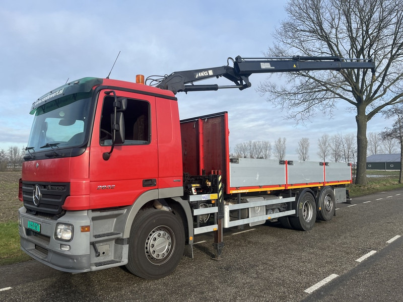 Mercedes-Benz ACTROS 2832 - MKG HKL140 - automaat - EURO5 -lift/stuur as - 600dkm - 2006 - Camión caja abierta, Camión grúa: foto 1 Mercedes-Benz ACTROS 2832 - MKG HKL140 - automaat - EURO5 -lift/stuur as - 600dkm - 2006 - Camión caja abierta, Camión grúa: foto 1