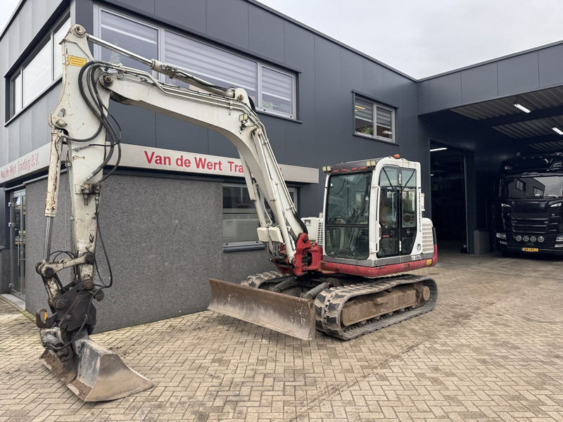Takeuchi TB175 Graafmachine Rups 2008 Yanmar Diesel inclusief 5 bakken + palletvork - Excavadora de cadenas: foto 2 Takeuchi TB175 Graafmachine Rups 2008 Yanmar Diesel inclusief 5 bakken + palletvork - Excavadora de cadenas: foto 2