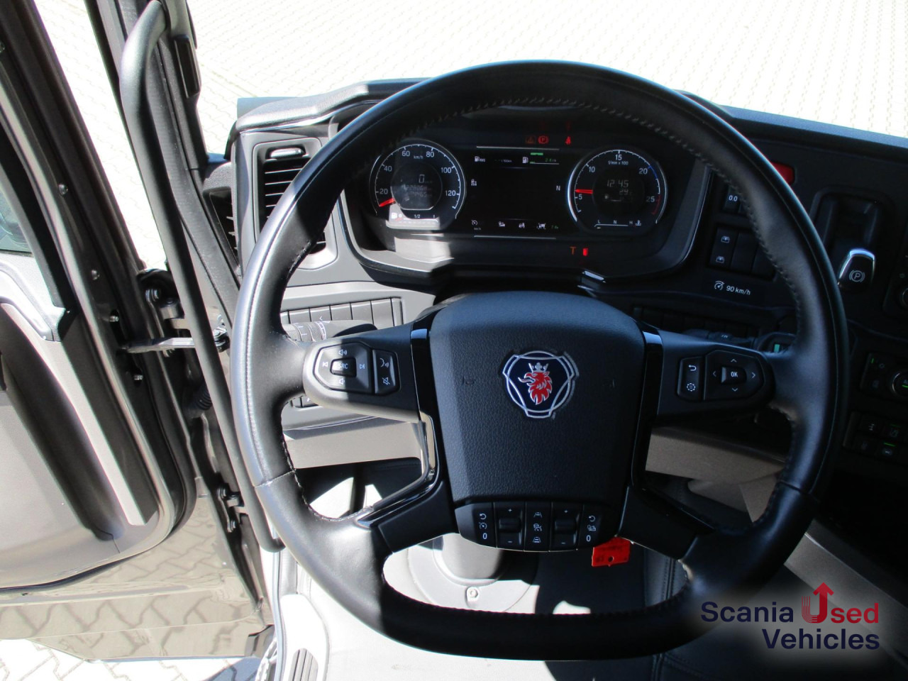 SCANIA S 560 A4x2NB, Full Air, Leder, LED, ALCOA - Cabeza tractora: foto 3 SCANIA S 560 A4x2NB, Full Air, Leder, LED, ALCOA - Cabeza tractora: foto 3