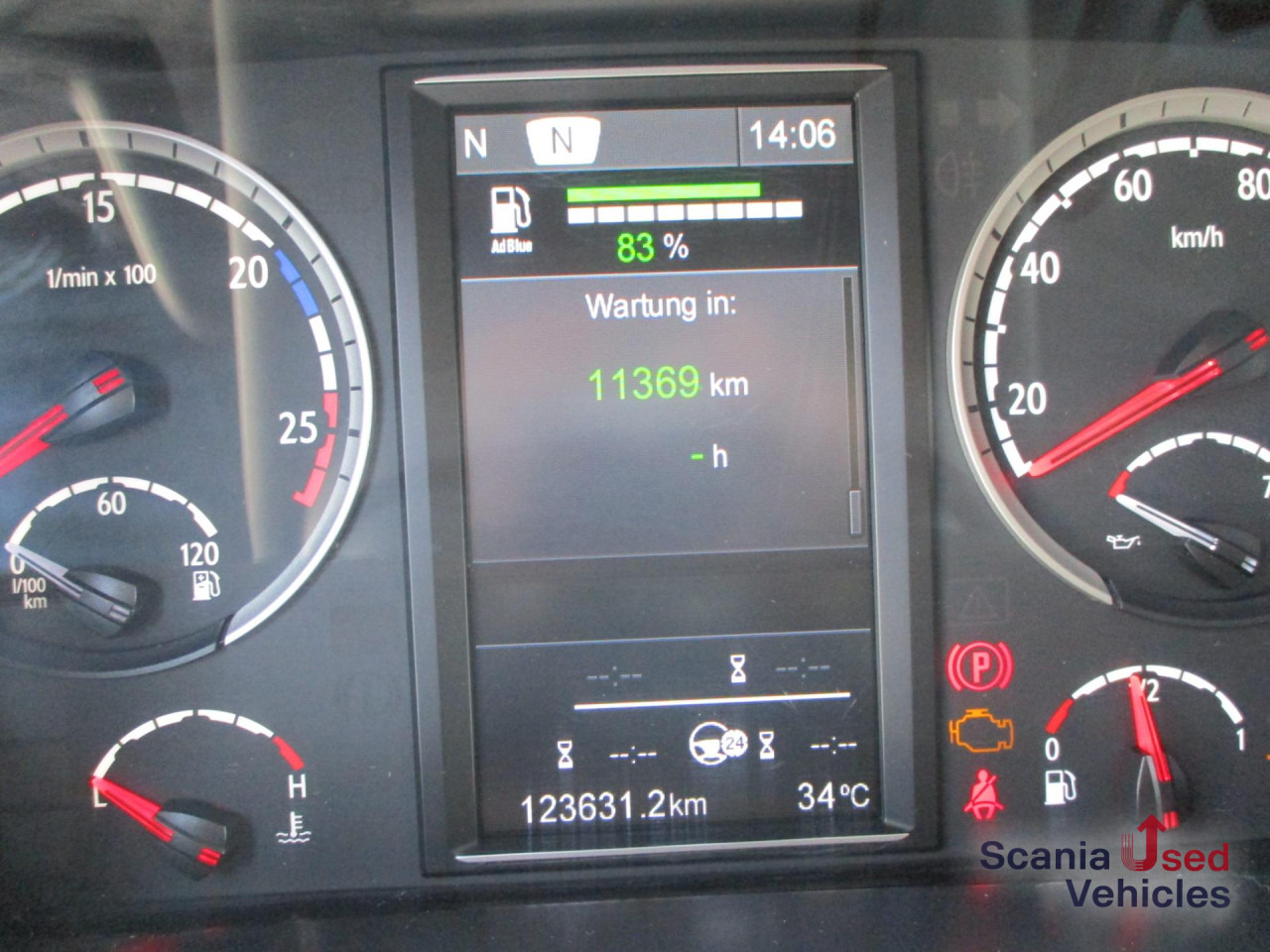 SCANIA P 320 DB6x2*4MLB EWERS Getränkeaufbau, 2 x AHK - Camión transporte de bebidas: foto 5 SCANIA P 320 DB6x2*4MLB EWERS Getränkeaufbau, 2 x AHK - Camión transporte de bebidas: foto 5