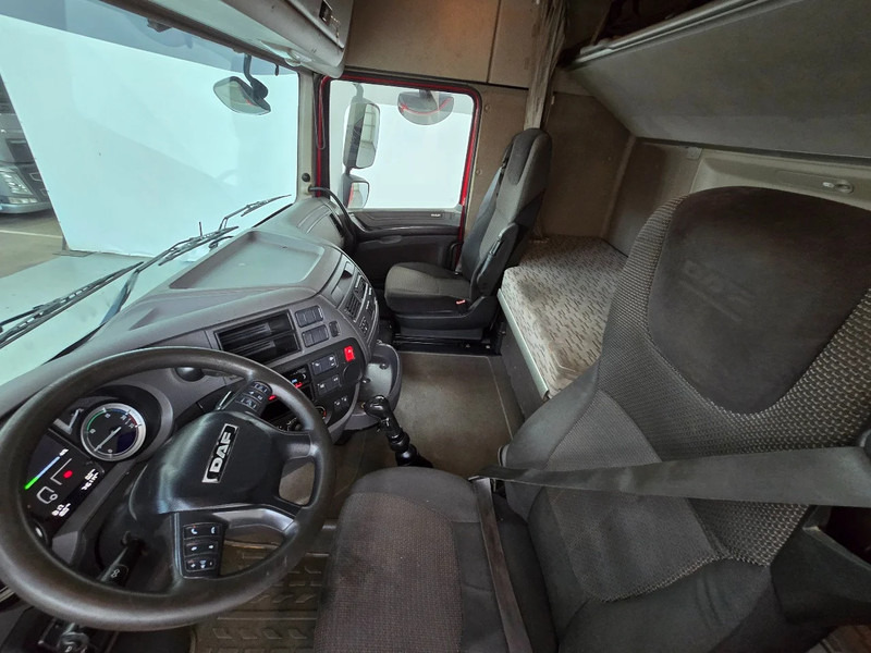 Cabeza tractora DAF XF 460 AIRCO / MANUEL / RETARDER: foto 9