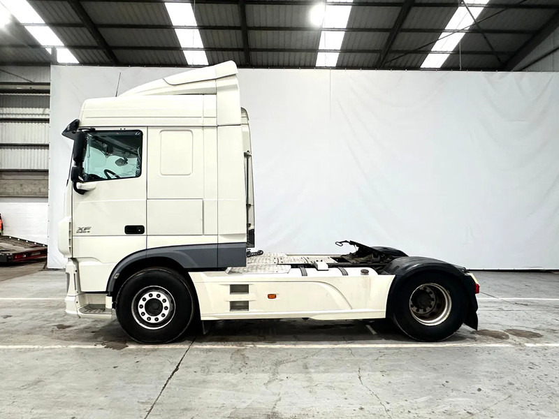 DAF XF 460 SPACECAB / STANDAIRCO / ADR - Cabeza tractora: foto 2 DAF XF 460 SPACECAB / STANDAIRCO / ADR - Cabeza tractora: foto 2