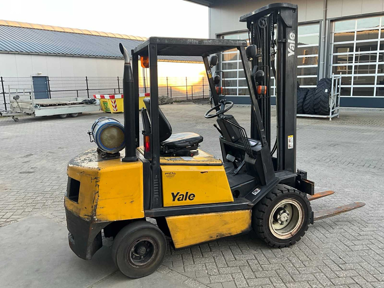 1993 YALE GLP 30 TE FORKLIFT - Carretilla elevadora: foto 5 1993 YALE GLP 30 TE FORKLIFT - Carretilla elevadora: foto 5