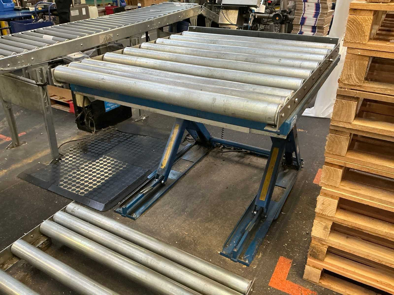 1999 ELEVATOR CONVEYOR - Plataforma elevadora: foto 2 1999 ELEVATOR CONVEYOR - Plataforma elevadora: foto 2
