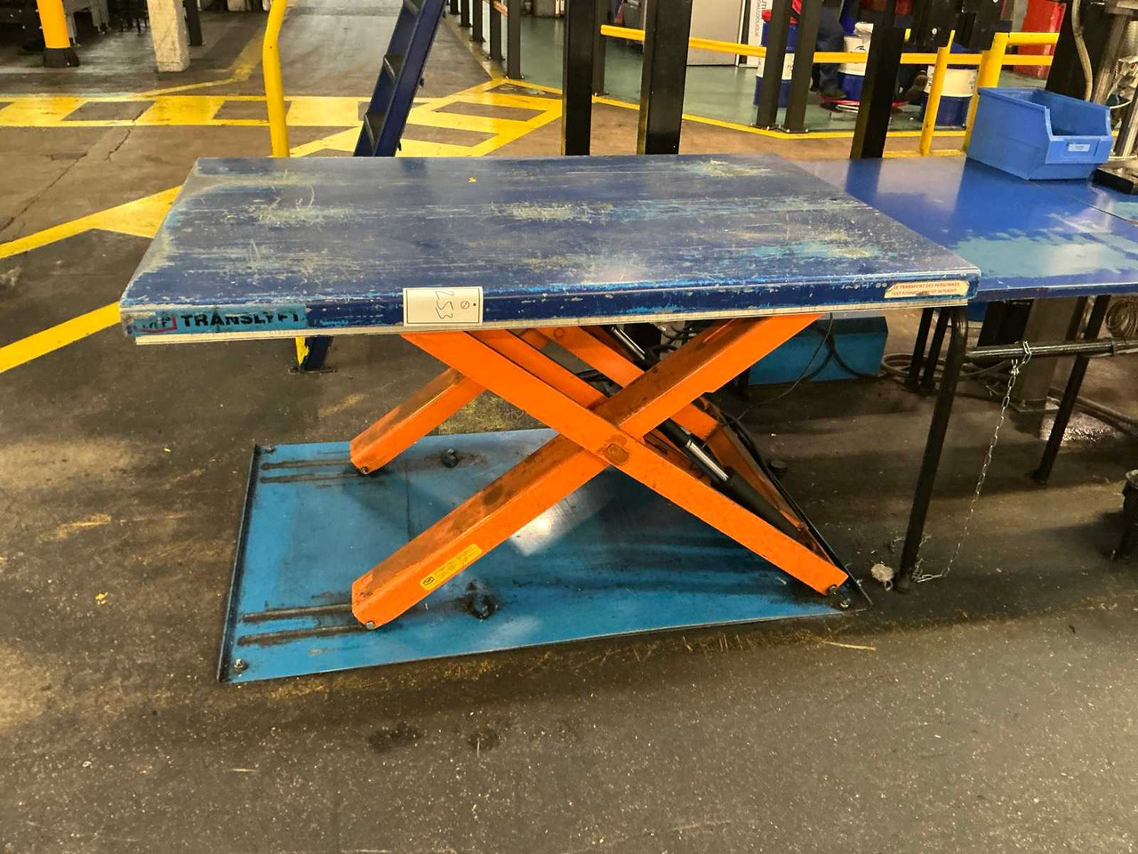 1999 TRANSLYFT LIFT TABLE - Plataforma elevadora: foto 1 1999 TRANSLYFT LIFT TABLE - Plataforma elevadora: foto 1