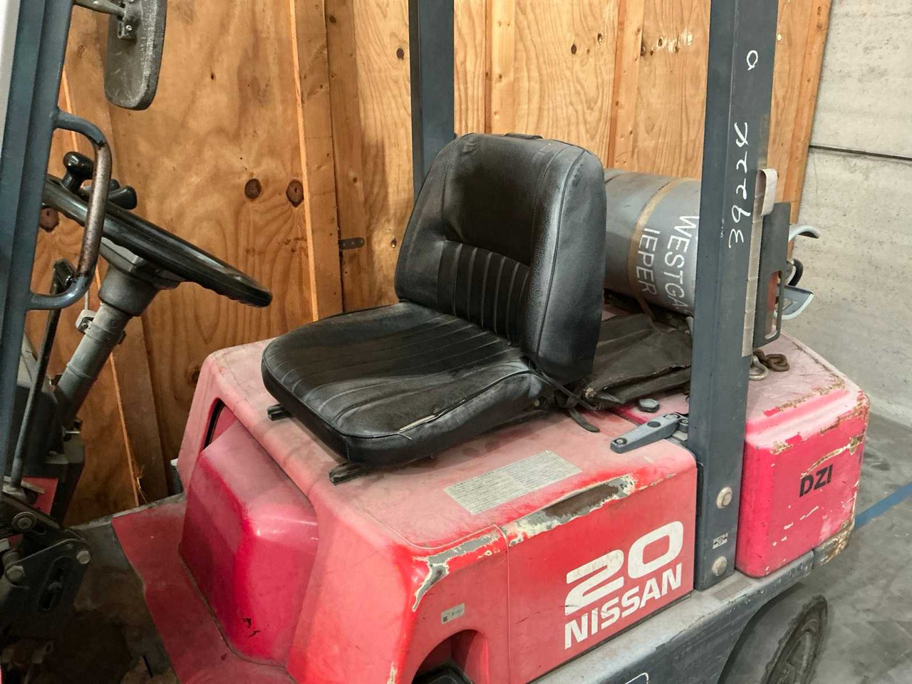 Carretilla elevadora 2000 NISSAN PJ02 FORKLIFT: foto 9 Carretilla elevadora 2000 NISSAN PJ02 FORKLIFT: foto 9