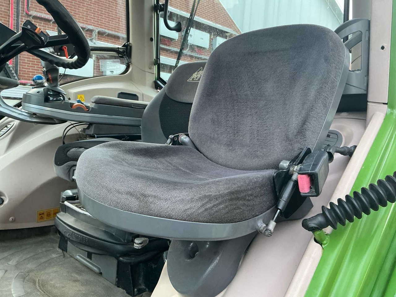 Tractor 2010 FENDT 930 VARIO ALL-WHEEL DRIVE FARM TRACTOR: foto 45 Tractor 2010 FENDT 930 VARIO ALL-WHEEL DRIVE FARM TRACTOR: foto 45