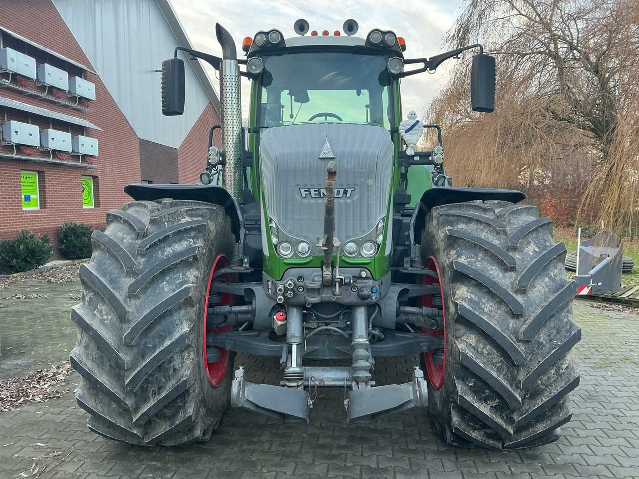 Tractor 2010 FENDT 930 VARIO ALL-WHEEL DRIVE FARM TRACTOR: foto 8 Tractor 2010 FENDT 930 VARIO ALL-WHEEL DRIVE FARM TRACTOR: foto 8