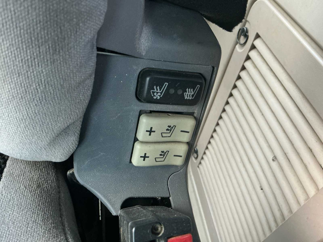 Tractor 2010 FENDT 930 VARIO ALL-WHEEL DRIVE FARM TRACTOR: foto 47 Tractor 2010 FENDT 930 VARIO ALL-WHEEL DRIVE FARM TRACTOR: foto 47