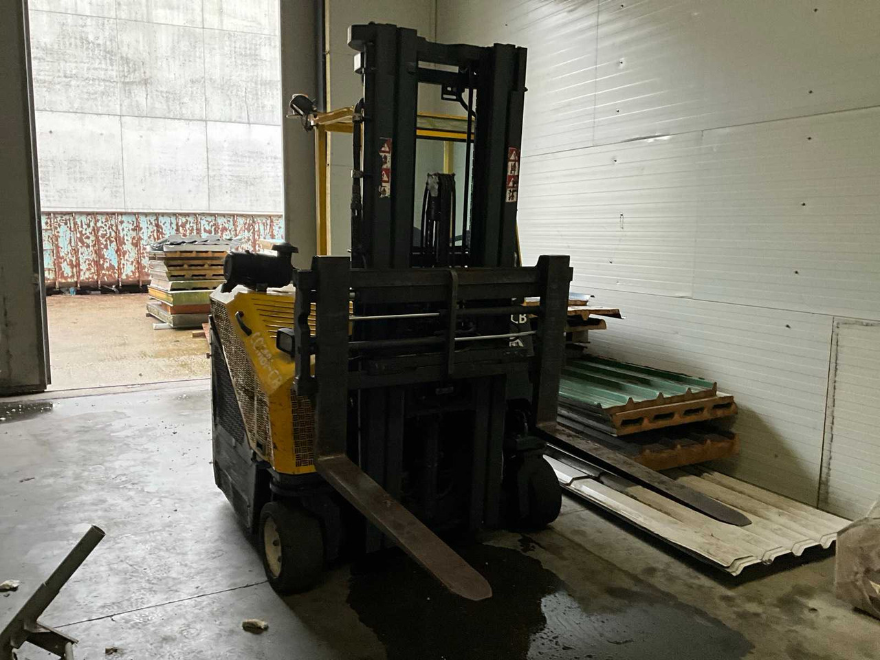 2013 COMBILIFT C3000CB FORKLIFT 4-WAY - Carretilla elevadora: foto 2 2013 COMBILIFT C3000CB FORKLIFT 4-WAY - Carretilla elevadora: foto 2