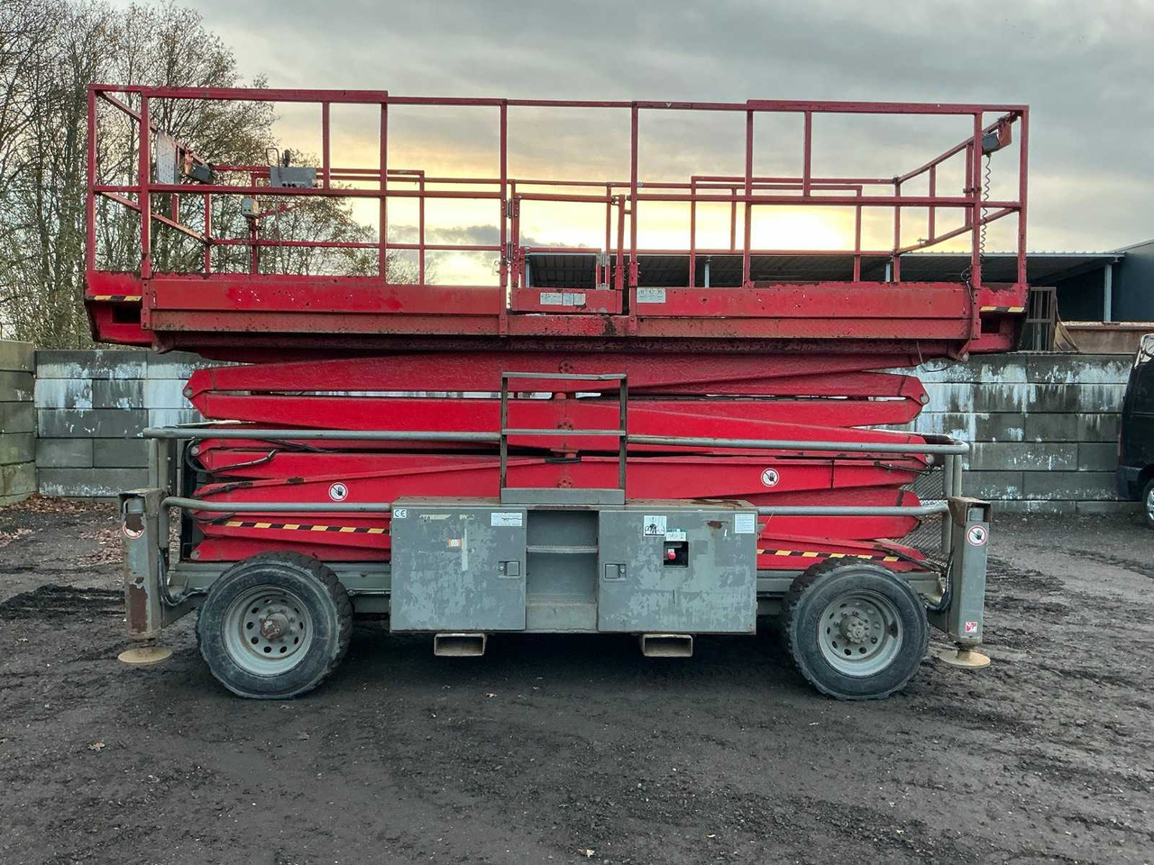 2013 SKYJACK SJ 9250 AERIAL PLATFORM - Plataforma elevadora: foto 2 2013 SKYJACK SJ 9250 AERIAL PLATFORM - Plataforma elevadora: foto 2