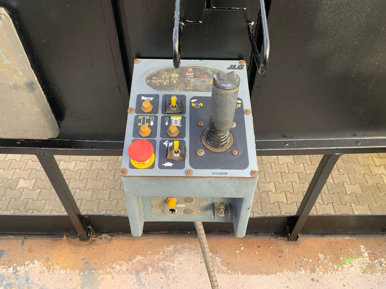 Plataforma elevadora 2015 JLG 4394RT SCISSOR LIFT: foto 27 Plataforma elevadora 2015 JLG 4394RT SCISSOR LIFT: foto 27