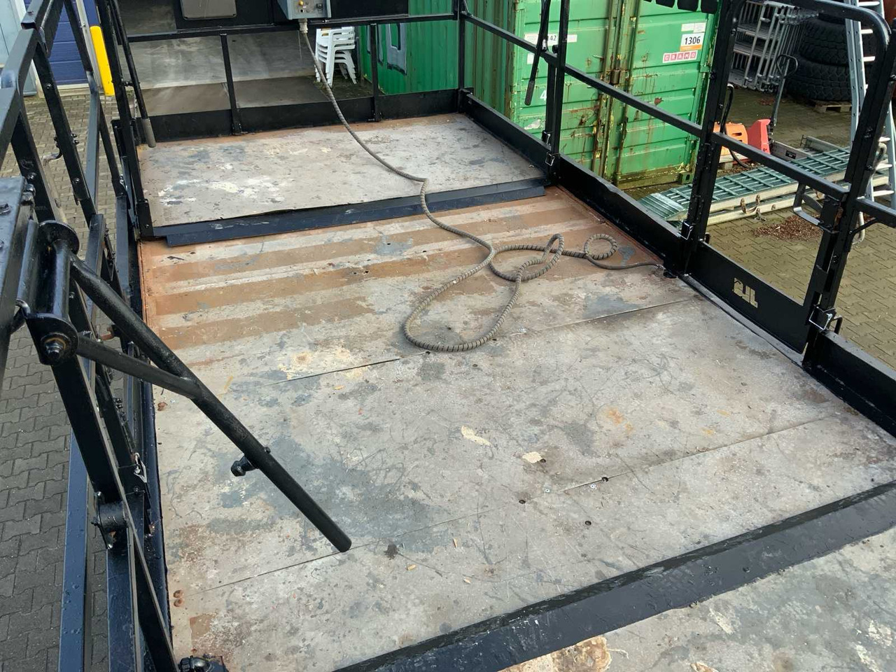 Plataforma elevadora 2015 JLG 4394RT SCISSOR LIFT: foto 25 Plataforma elevadora 2015 JLG 4394RT SCISSOR LIFT: foto 25