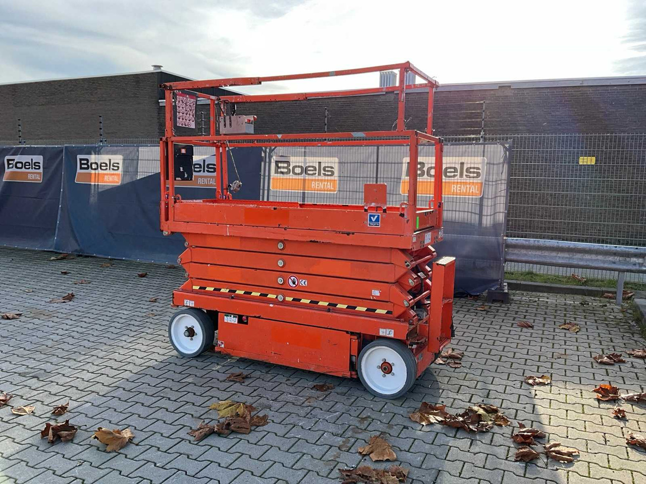 2016 SKYJACK SJ III 3226 AERIAL PLATFORM - Plataforma elevadora: foto 2 2016 SKYJACK SJ III 3226 AERIAL PLATFORM - Plataforma elevadora: foto 2