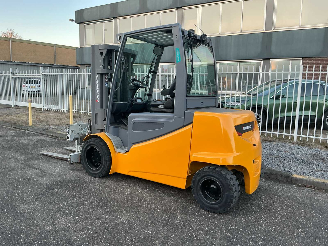 2017 JUNGHEINRICH EFG S40S FORKLIFT TRUCK - Carretilla elevadora: foto 3 2017 JUNGHEINRICH EFG S40S FORKLIFT TRUCK - Carretilla elevadora: foto 3