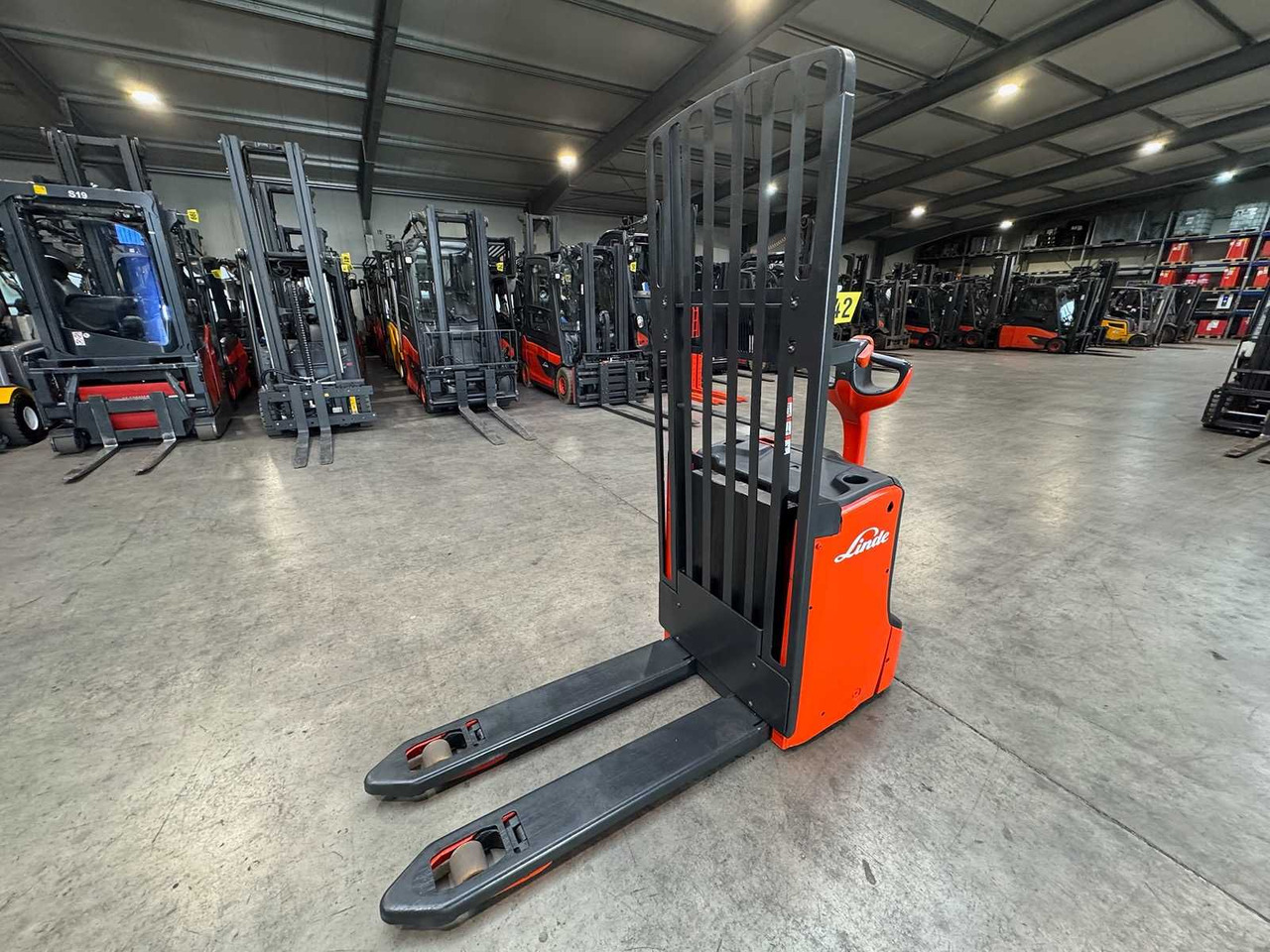 2017 LINDE T16L PALLET TRUCK ANT STACKER INITIAL STROKE 1,677 HOURS - Carretilla elevadora: foto 3 2017 LINDE T16L PALLET TRUCK ANT STACKER INITIAL STROKE 1,677 HOURS - Carretilla elevadora: foto 3