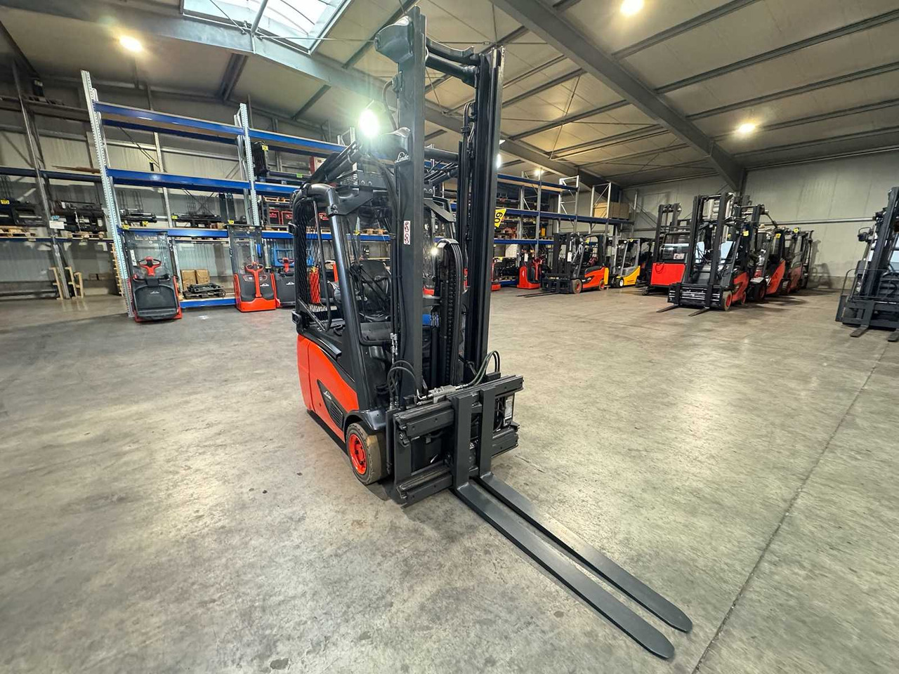 Carretilla elevadora 2020 SERVICE + UVV 09/2026 LINDE E14-02 EVO 1.400KG 3.+4.: foto 6 Carretilla elevadora 2020 SERVICE + UVV 09/2026 LINDE E14-02 EVO 1.400KG 3.+4.: foto 6