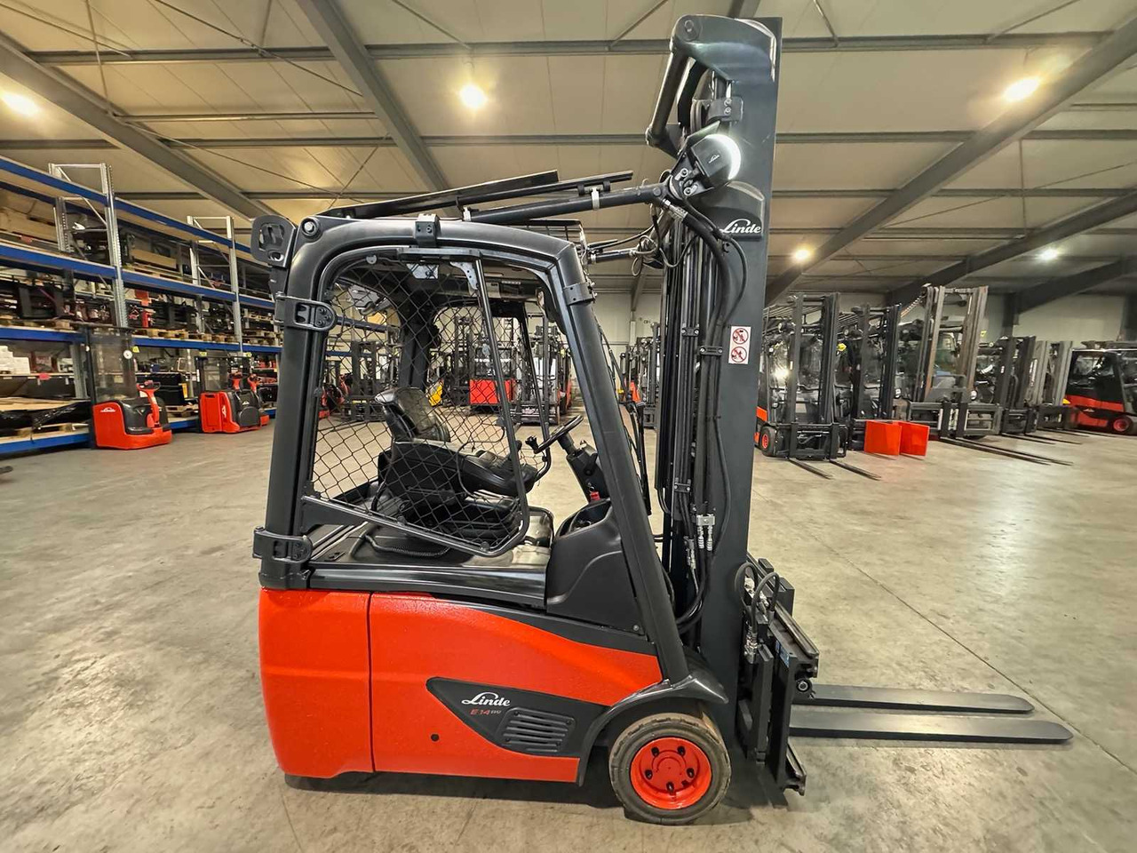 Carretilla elevadora 2020 SERVICE + UVV 09/2026 LINDE E14-02 EVO 1.400KG 3.+4.: foto 9 Carretilla elevadora 2020 SERVICE + UVV 09/2026 LINDE E14-02 EVO 1.400KG 3.+4.: foto 9