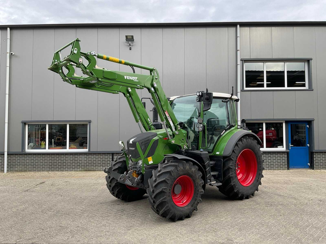 2021 FENDT 314 VARIO PROFI ALL-WHEEL DRIVE AGRICULTURAL TRACTOR - Tractor: foto 1 2021 FENDT 314 VARIO PROFI ALL-WHEEL DRIVE AGRICULTURAL TRACTOR - Tractor: foto 1