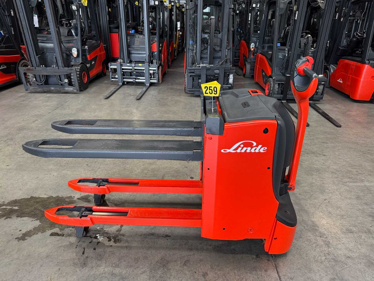 2021 LINDE T16L PALLET TRUCK ANT STACKER INITIAL STROKE 1,675 HOURS - Carretilla elevadora: foto 1 2021 LINDE T16L PALLET TRUCK ANT STACKER INITIAL STROKE 1,675 HOURS - Carretilla elevadora: foto 1