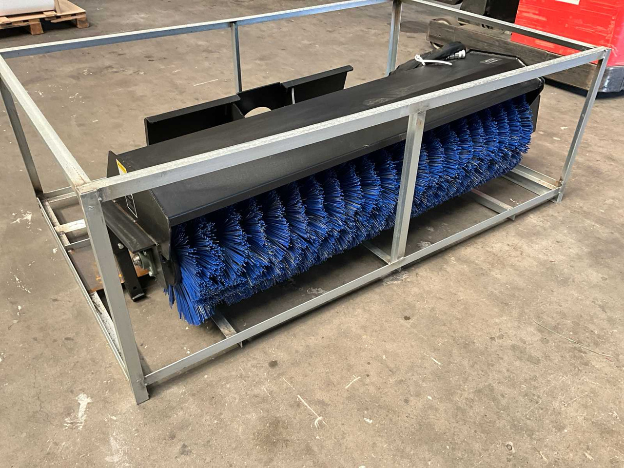 2025 72 INCH BROOM/SWEEPER FOR SKID STEER LOADER - Minicargadora de cadenas: foto 2 2025 72 INCH BROOM/SWEEPER FOR SKID STEER LOADER - Minicargadora de cadenas: foto 2