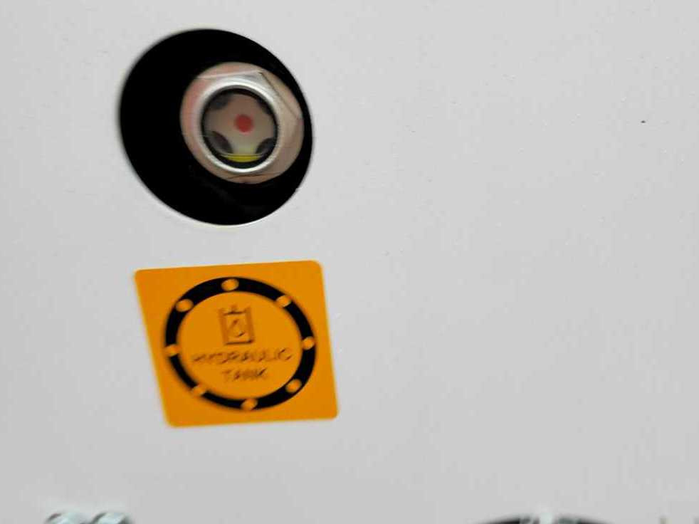 Miniexcavadora 2025 - JPC - KV12 - WHITE - MINI EXCAVATOR: foto 10