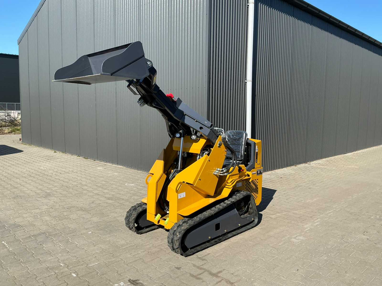 Bison Tek BT360 - Minicargadora: foto 3 Bison Tek BT360 - Minicargadora: foto 3