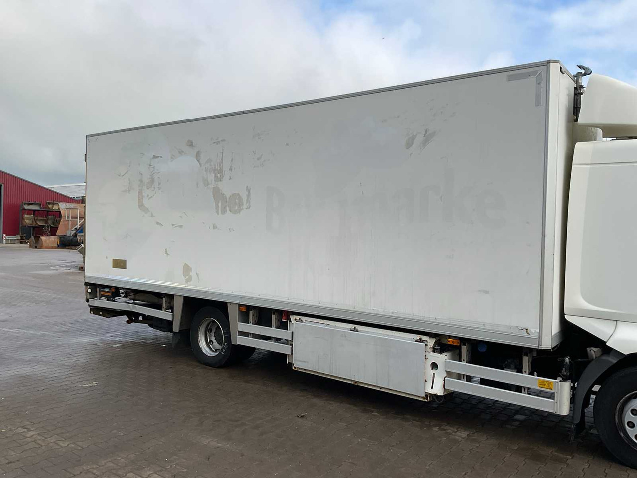 2010 RENAULT MIDLUM 270-12 DXI TRUCK - Camión: foto 4 2010 RENAULT MIDLUM 270-12 DXI TRUCK - Camión: foto 4