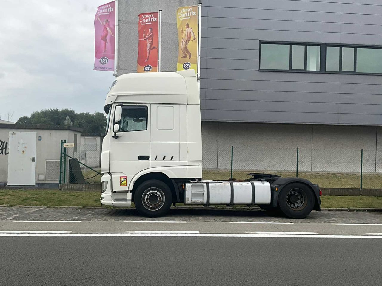 DAF XF 460 FT - 2015 - Camión: foto 2 DAF XF 460 FT - 2015 - Camión: foto 2