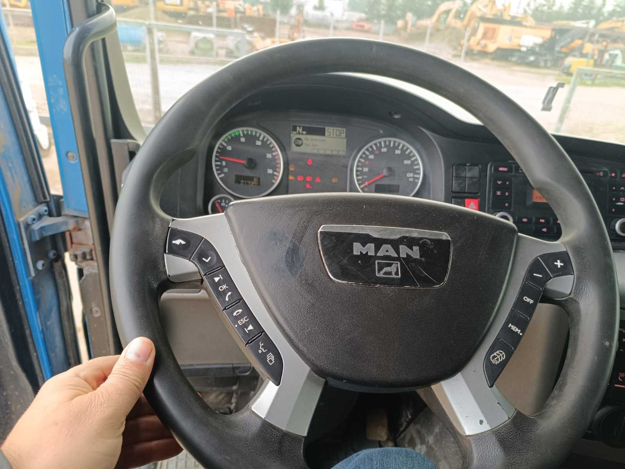 Camión MAN - TGS 18.400 4X4 BBS - TRUCK - 2010: foto 33