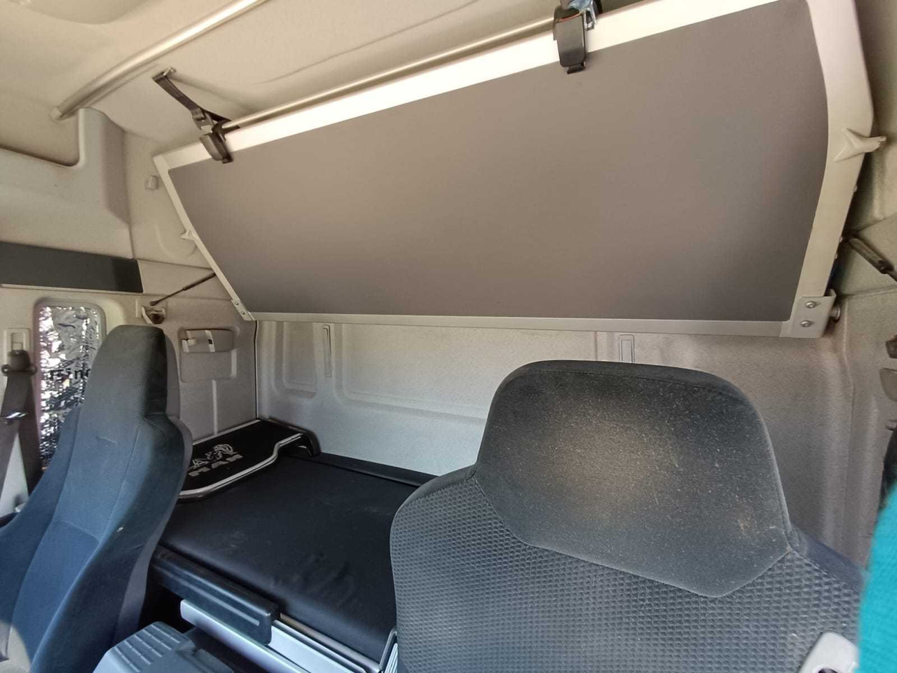 Camión MAN - TGS 18.400 4X4 BBS - TRUCK - 2010: foto 25