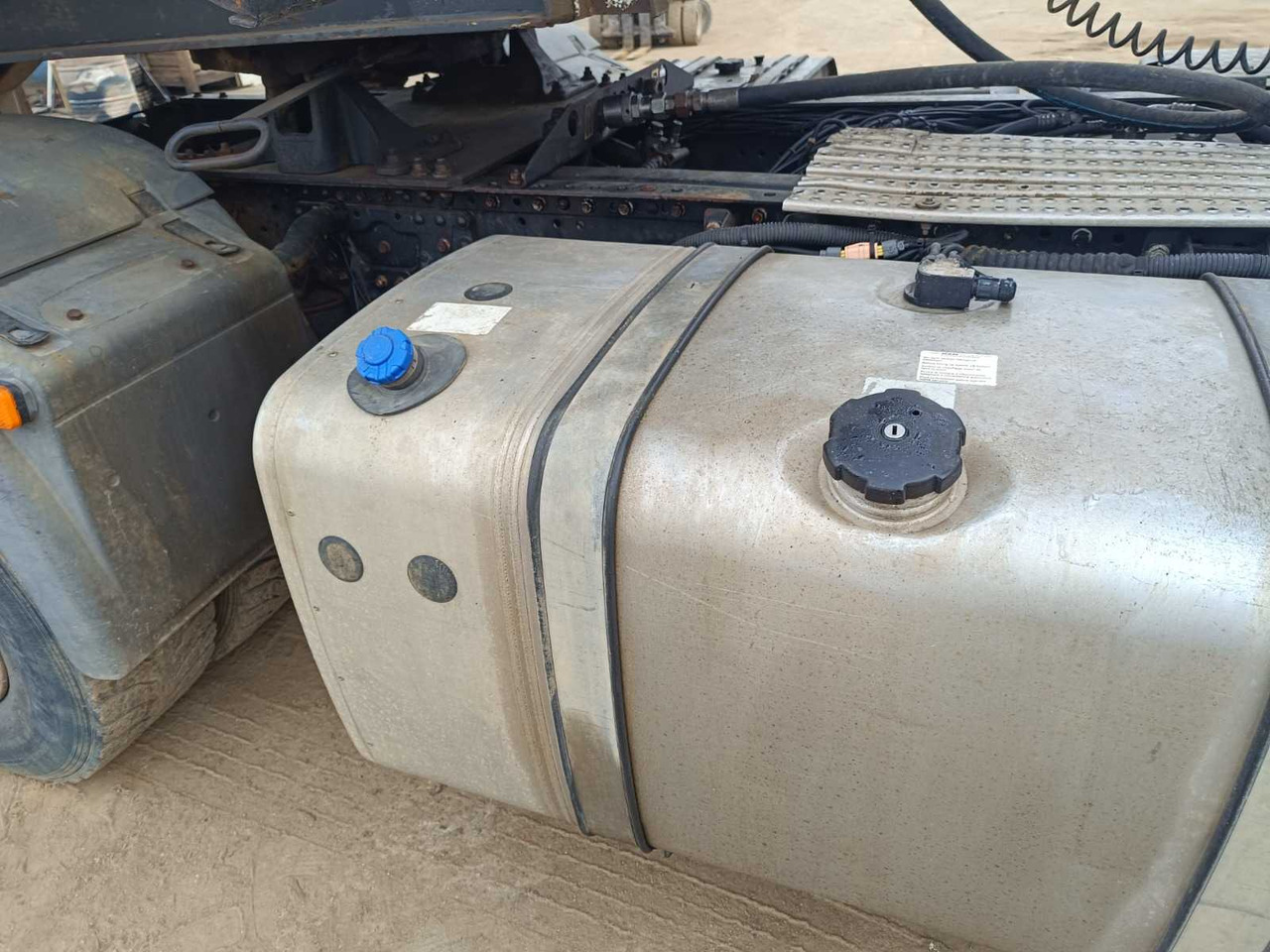 Camión MAN - TGS 18.400 4X4 BBS - TRUCK - 2010: foto 11