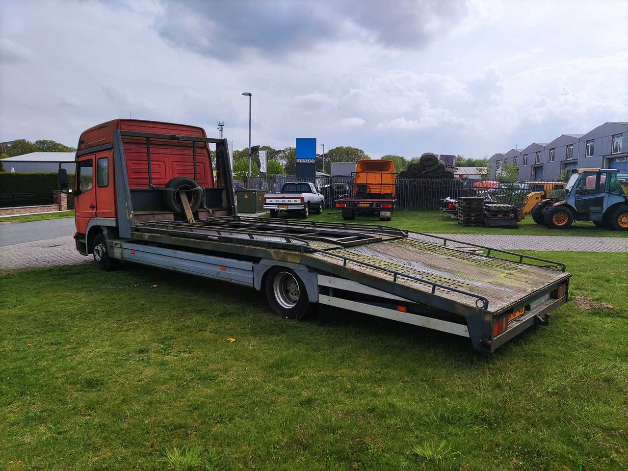 MERCEDES-BENZ - 1999 - TRUCK - Camión: foto 3 MERCEDES-BENZ - 1999 - TRUCK - Camión: foto 3