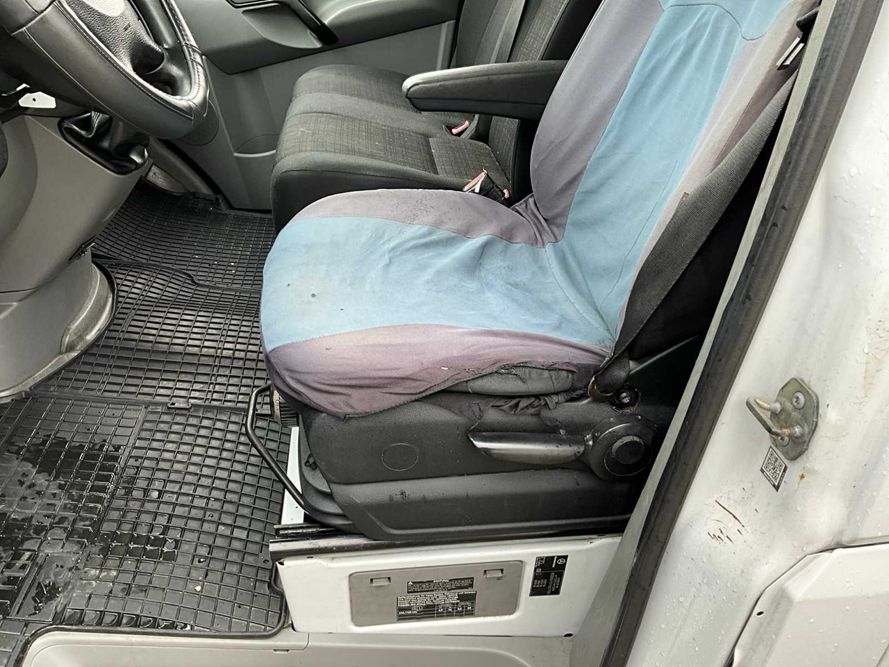 Camión MERCEDES-BENZ SPRINTER TRANSPORTER: foto 16