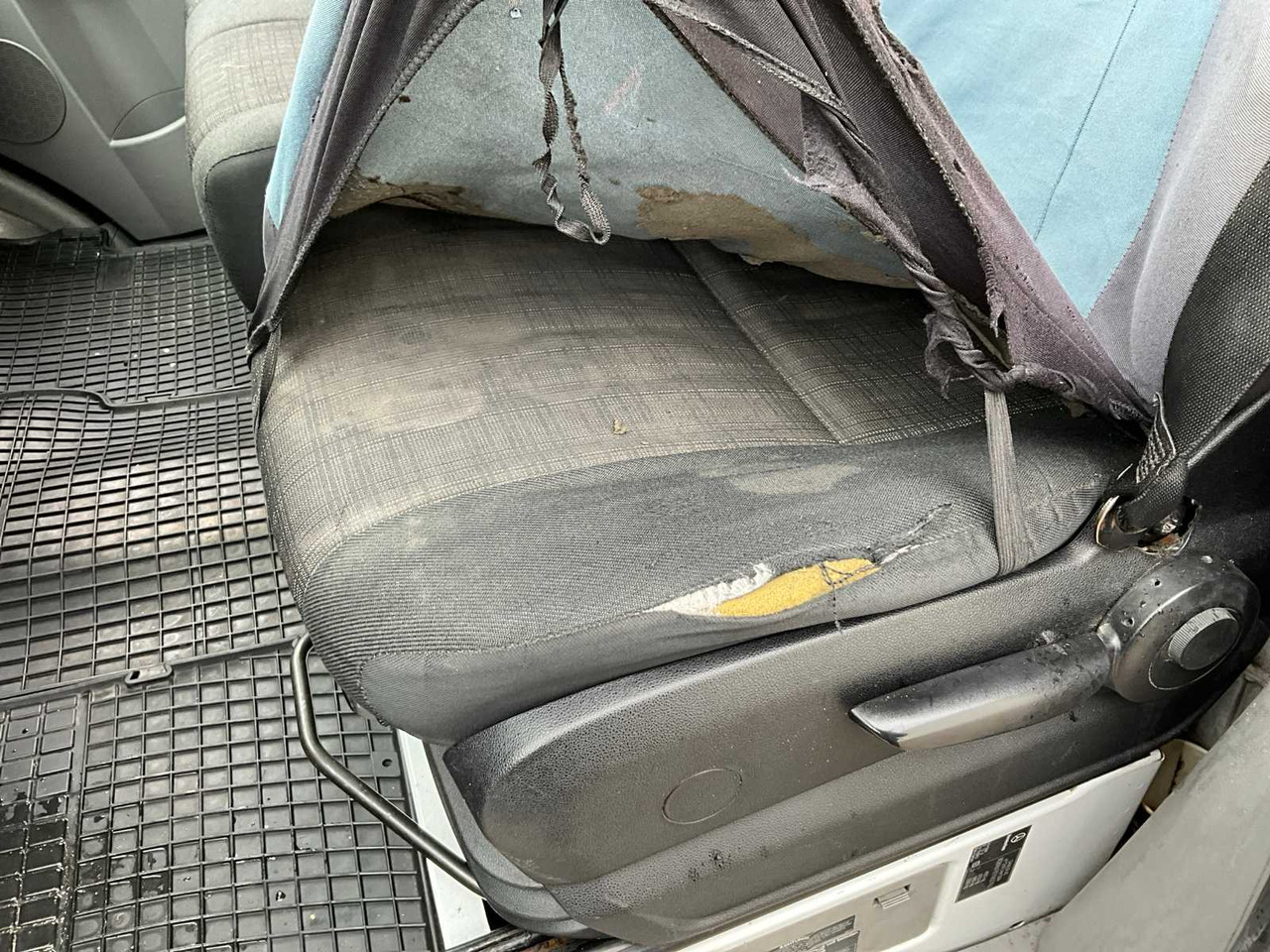 Camión MERCEDES-BENZ SPRINTER TRANSPORTER: foto 17