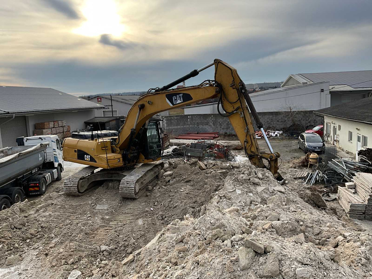 Caterpillar 324DLN - Excavadora de cadenas: foto 1 Caterpillar 324DLN - Excavadora de cadenas: foto 1