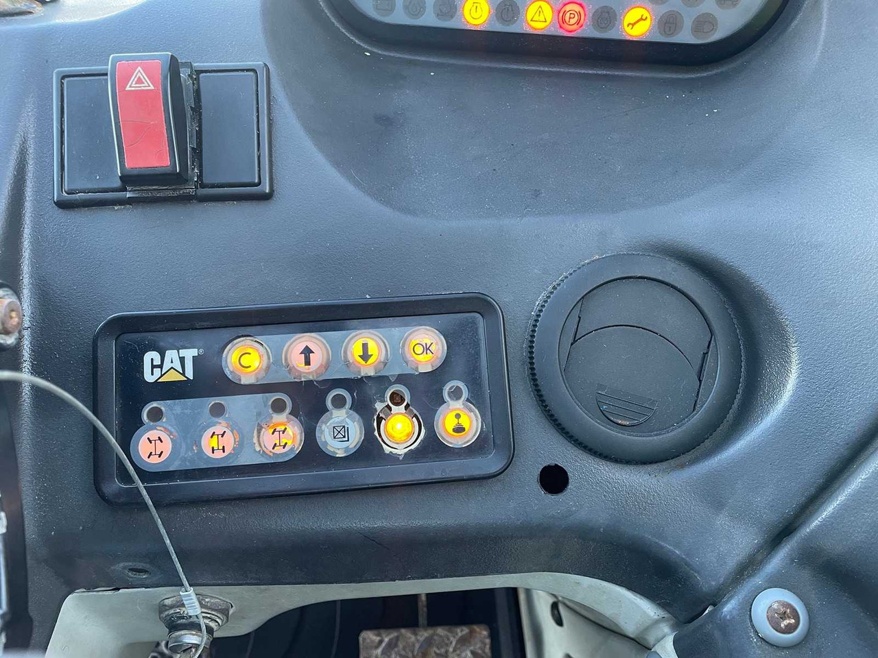 Cargadora de ruedas Caterpillar TH414: foto 34