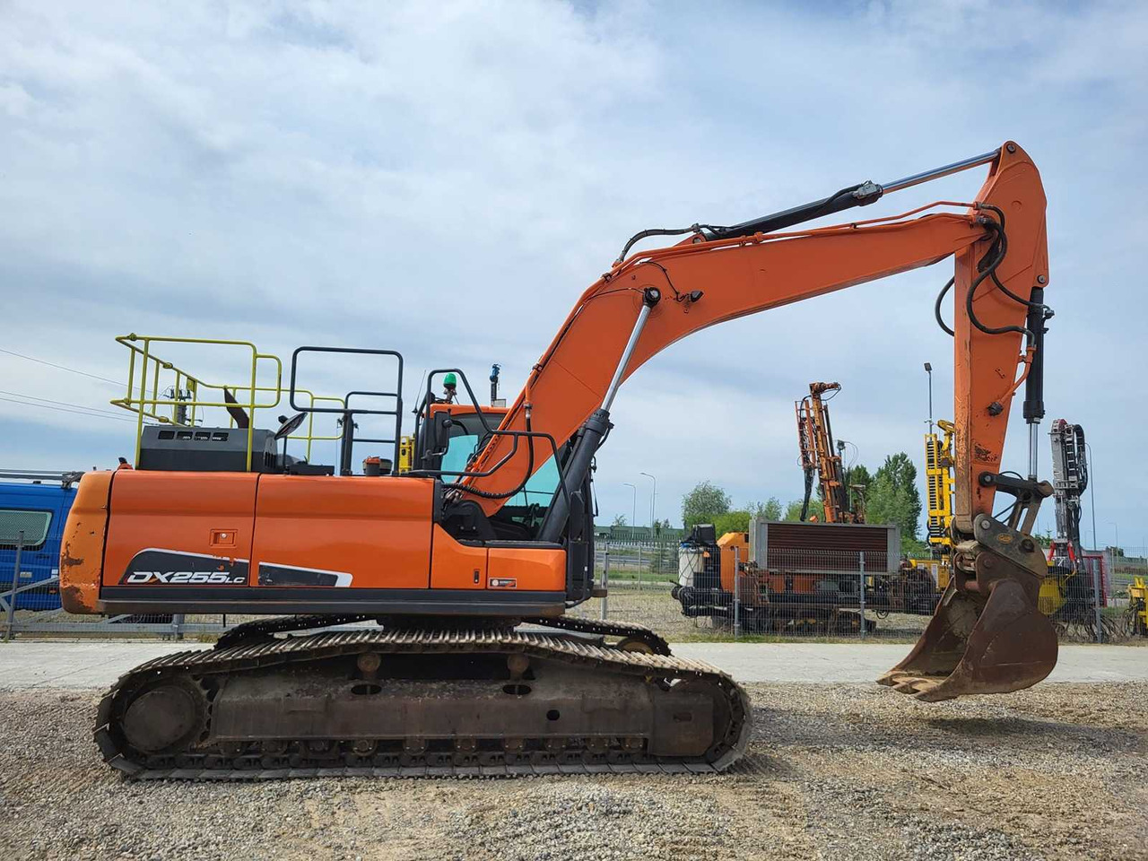 DOOSAN DX255LC-5 - Excavadora de cadenas: foto 2 DOOSAN DX255LC-5 - Excavadora de cadenas: foto 2