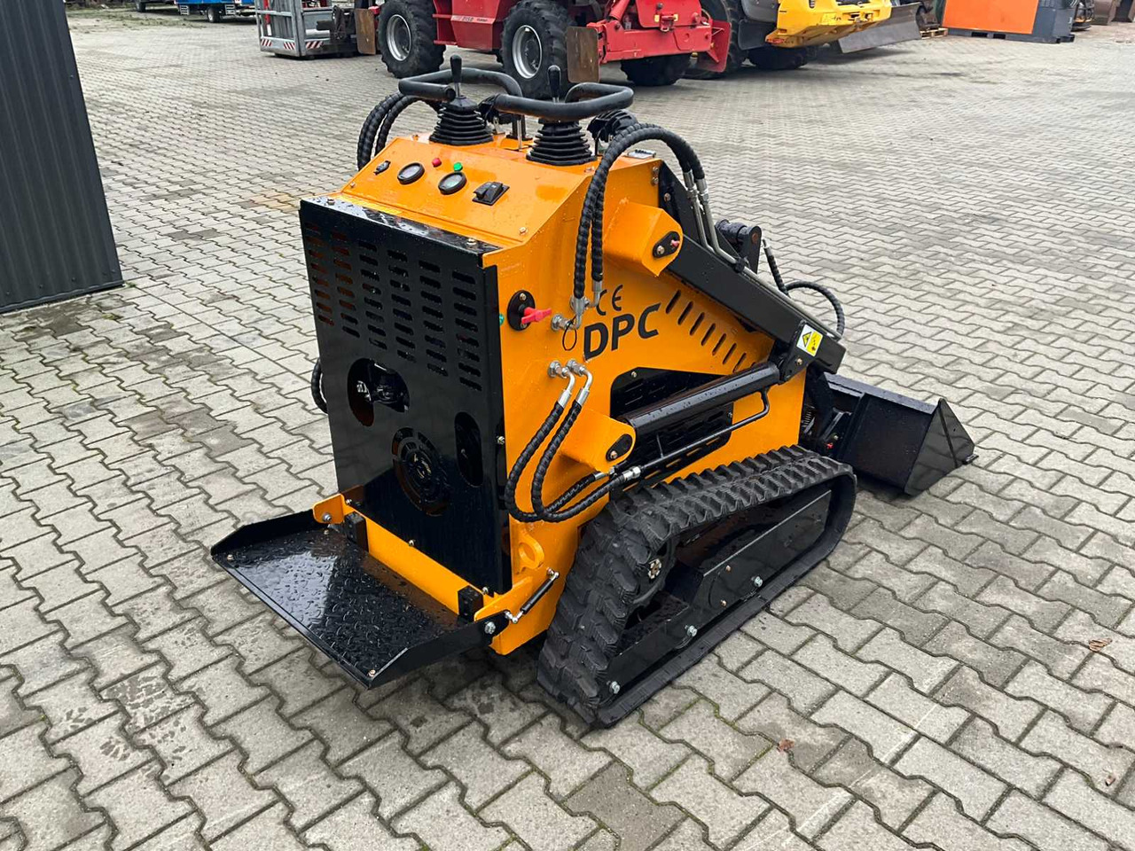 Minicargadora DPC HT-320: foto 7