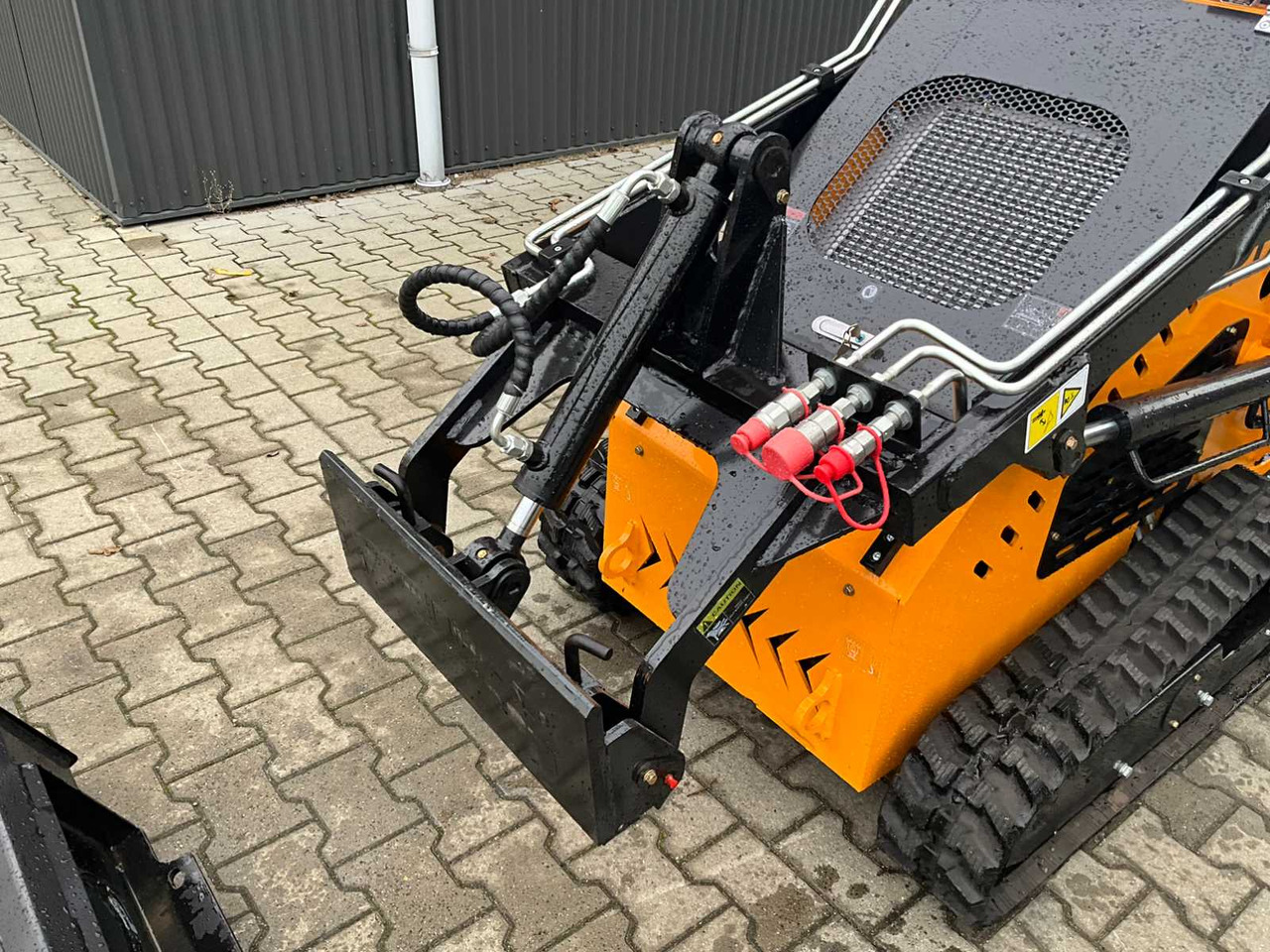 Minicargadora DPC HT-320: foto 21