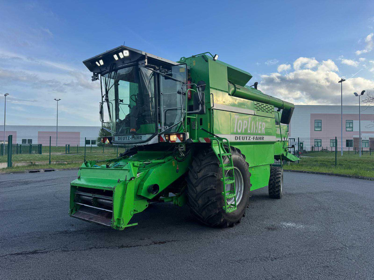 Deutz 4080HTS - Cosechadora de granos: foto 1 Deutz 4080HTS - Cosechadora de granos: foto 1