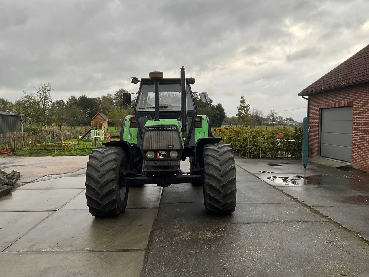 Deutz-Fahr DX6.10 - Tractor: foto 2 Deutz-Fahr DX6.10 - Tractor: foto 2